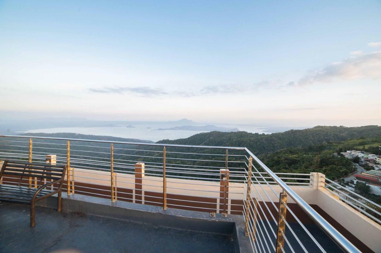 Reddoorz Premium @ Cityland Tagaytay 2 Tagaytay City Esterno foto