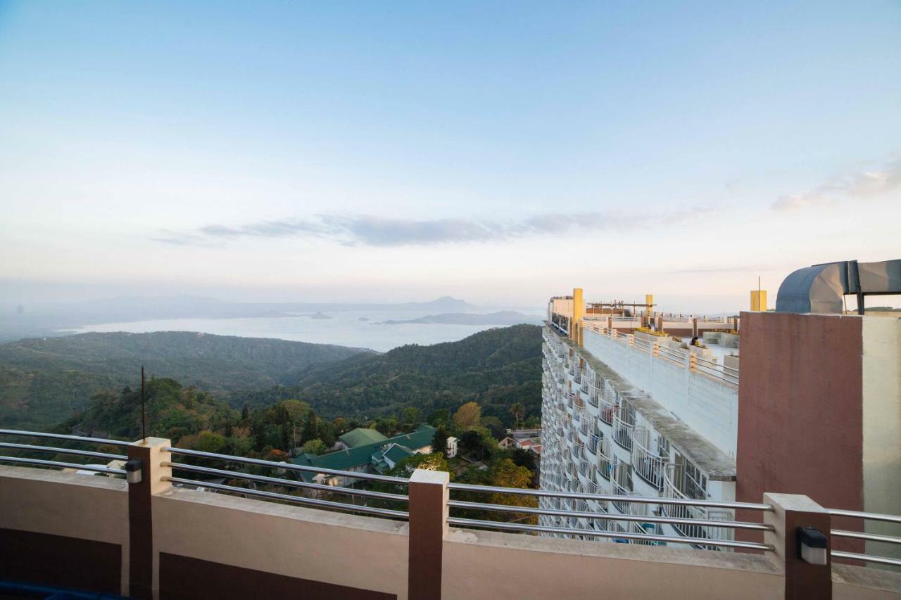 Reddoorz Premium @ Cityland Tagaytay 2 Tagaytay City Esterno foto
