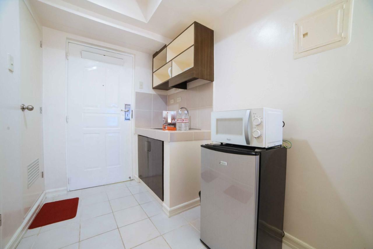 Reddoorz Premium @ Cityland Tagaytay 2 Tagaytay City Esterno foto