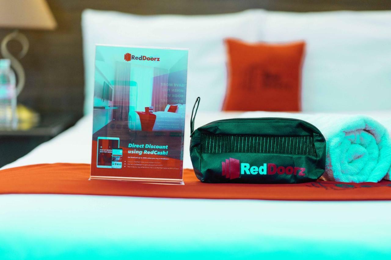 Reddoorz Premium @ Cityland Tagaytay 2 Tagaytay City Esterno foto