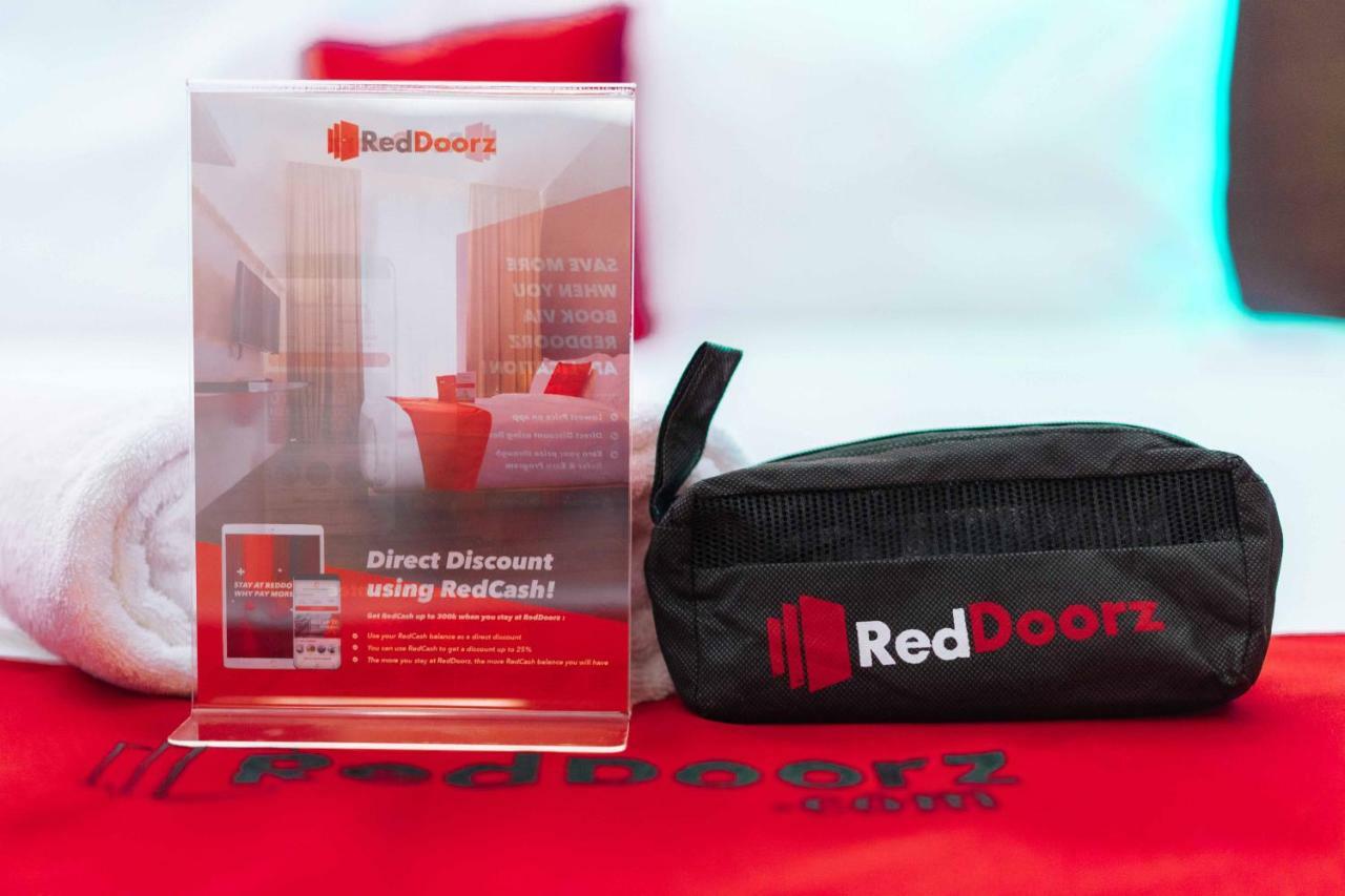 Reddoorz Premium @ Cityland Tagaytay 2 Tagaytay City Esterno foto