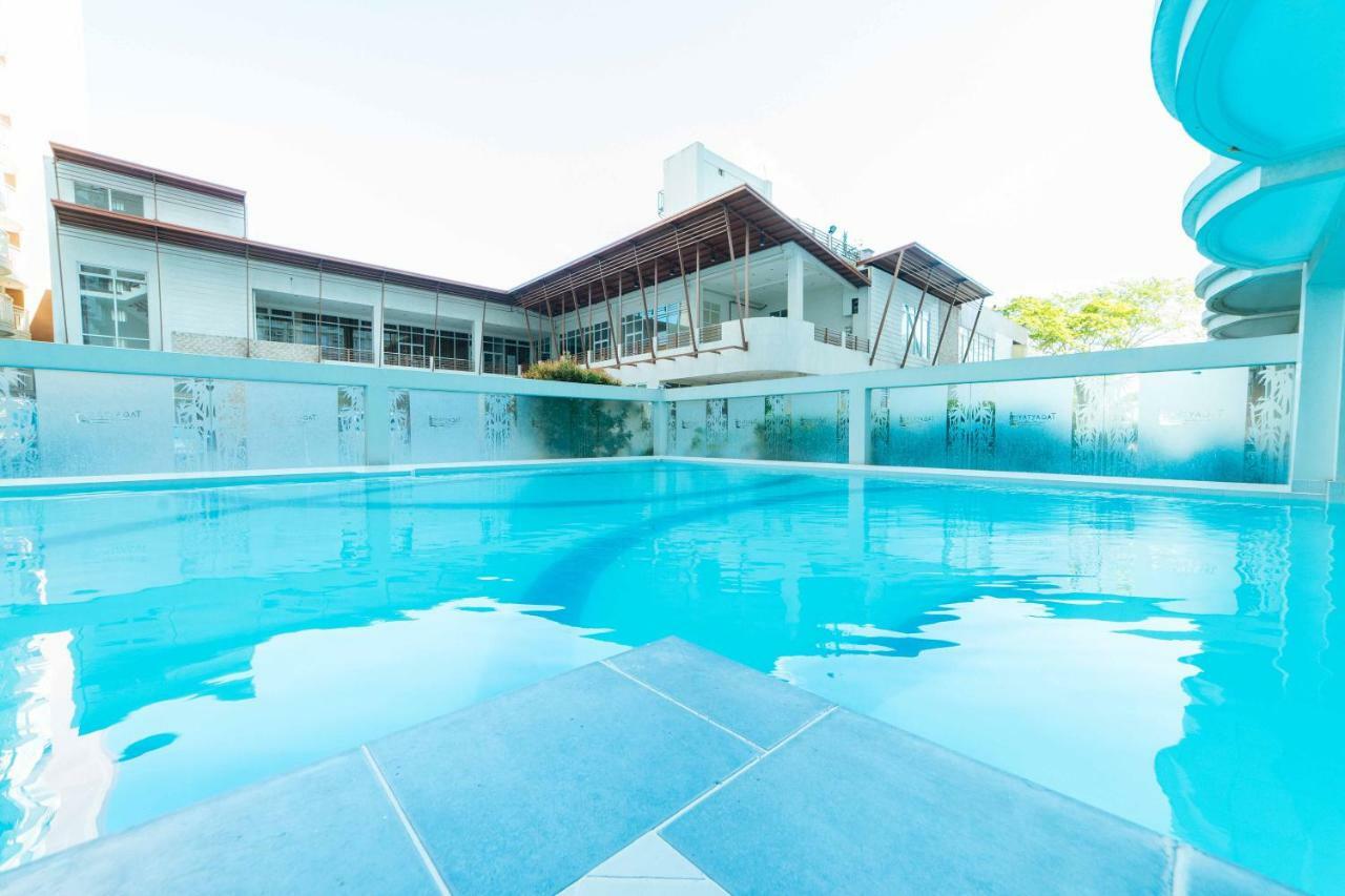 Reddoorz Premium @ Cityland Tagaytay 2 Tagaytay City Esterno foto
